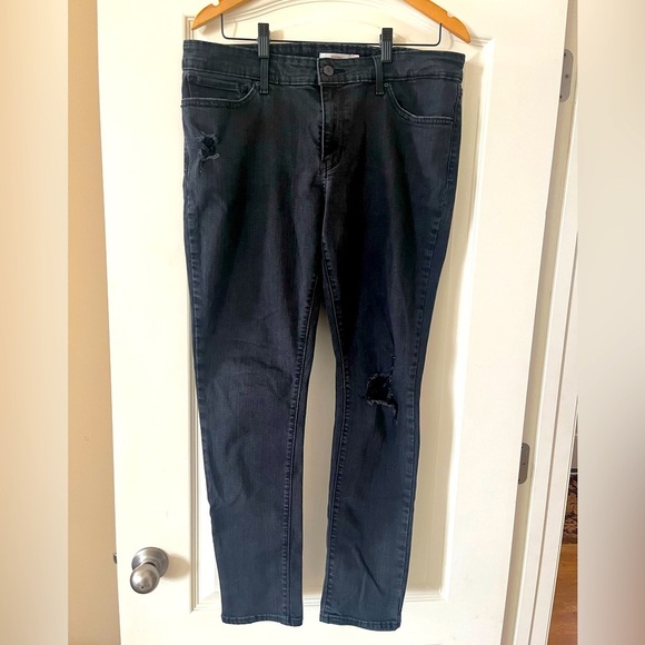 Levi's Denim - Levi’s Black 711 Skinny, Distressed Jeans Women’s Size 33